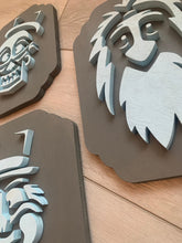 Load image into Gallery viewer, Disney Haunted Mansion Hitchhiking Ghosts Portrait Set
